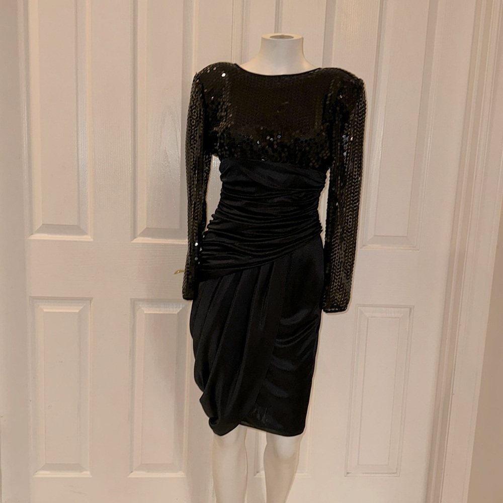 VINTAGE 90s Cocktail Dress in Black with Sequ